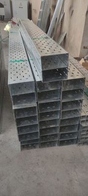 Лоток перфорированный -50х30 (б=0,7мм)
